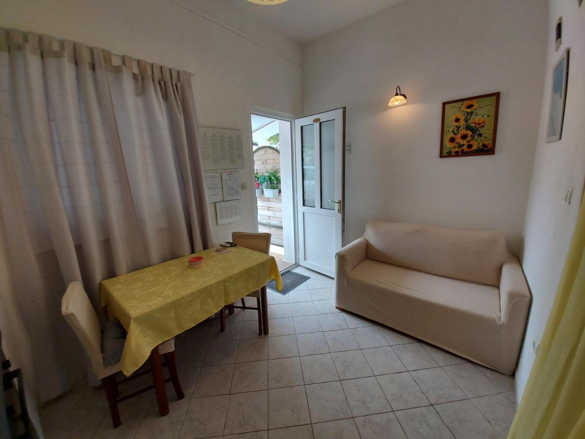 Apartments & Rooms Nensi Baška Extérieur photo