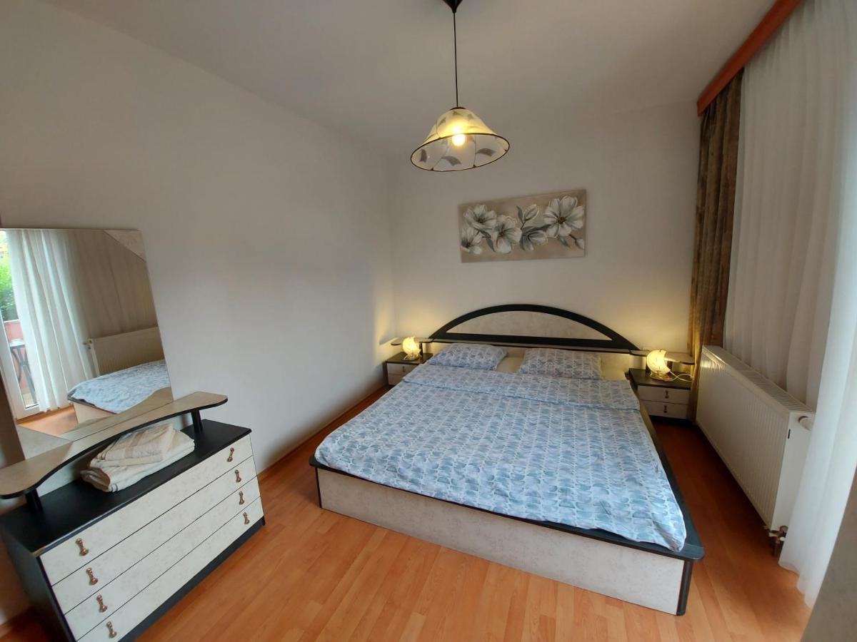 Apartments & Rooms Nensi Baška Extérieur photo
