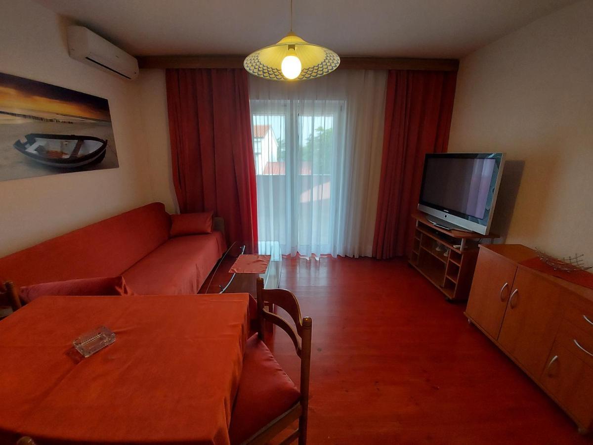 Apartments & Rooms Nensi Baška Extérieur photo